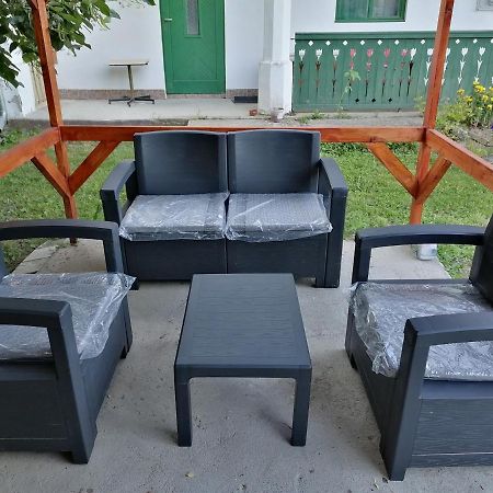 Agoc Vendeghaz Hotel Alsoberecki Ngoại thất bức ảnh
